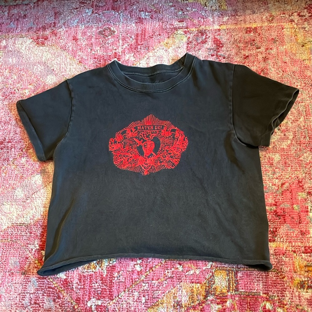 brandy melville “mater dei” cropped t-shirt